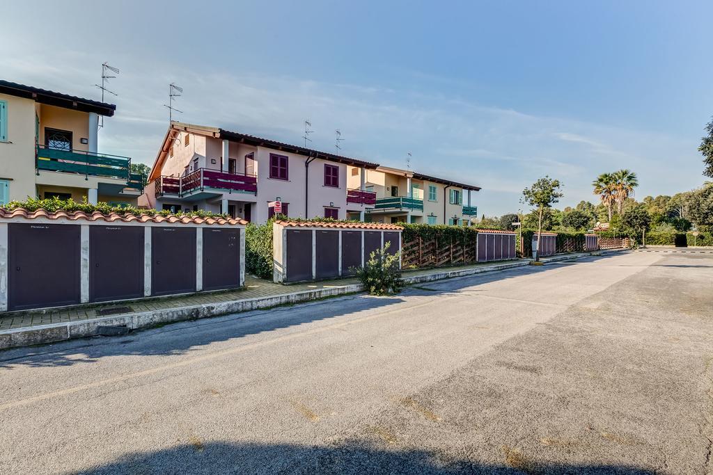 Terra Felice Aparthotel San Felice Circeo Exterior foto